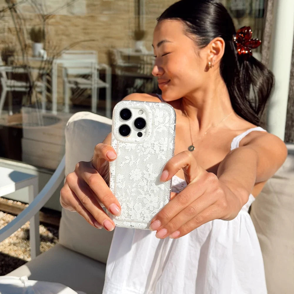 Lace Phone Case: Romantic Cute Styles