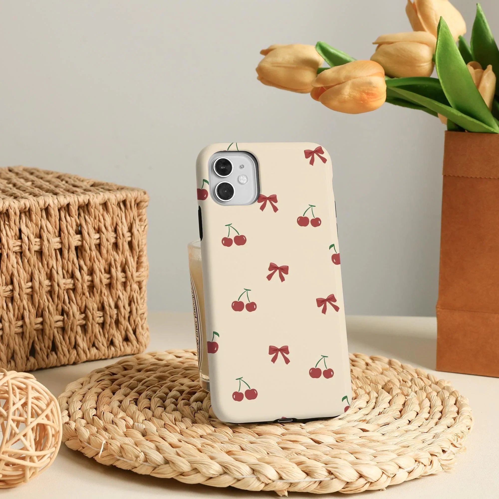 How to Choose a Phone Cover Cute and Durable?